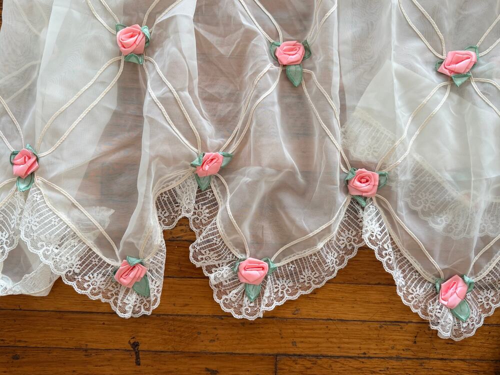 Vintage 80s Cottagecore Ribbon Rose Curtains and Pillow Shams 4 Piece Set